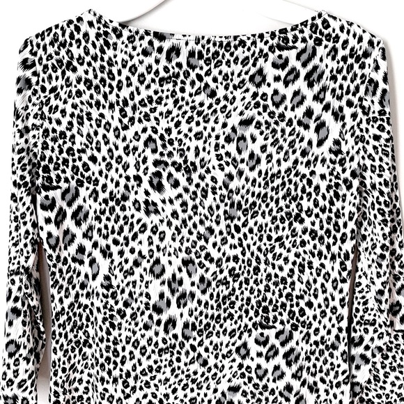 Carmen Marc Valvo size S animal print top - Picture 11 of 13